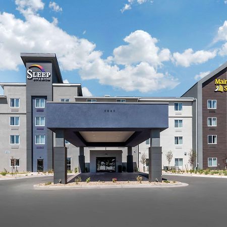 Sleep Inn & Suites Denver International Airport Bagian luar foto