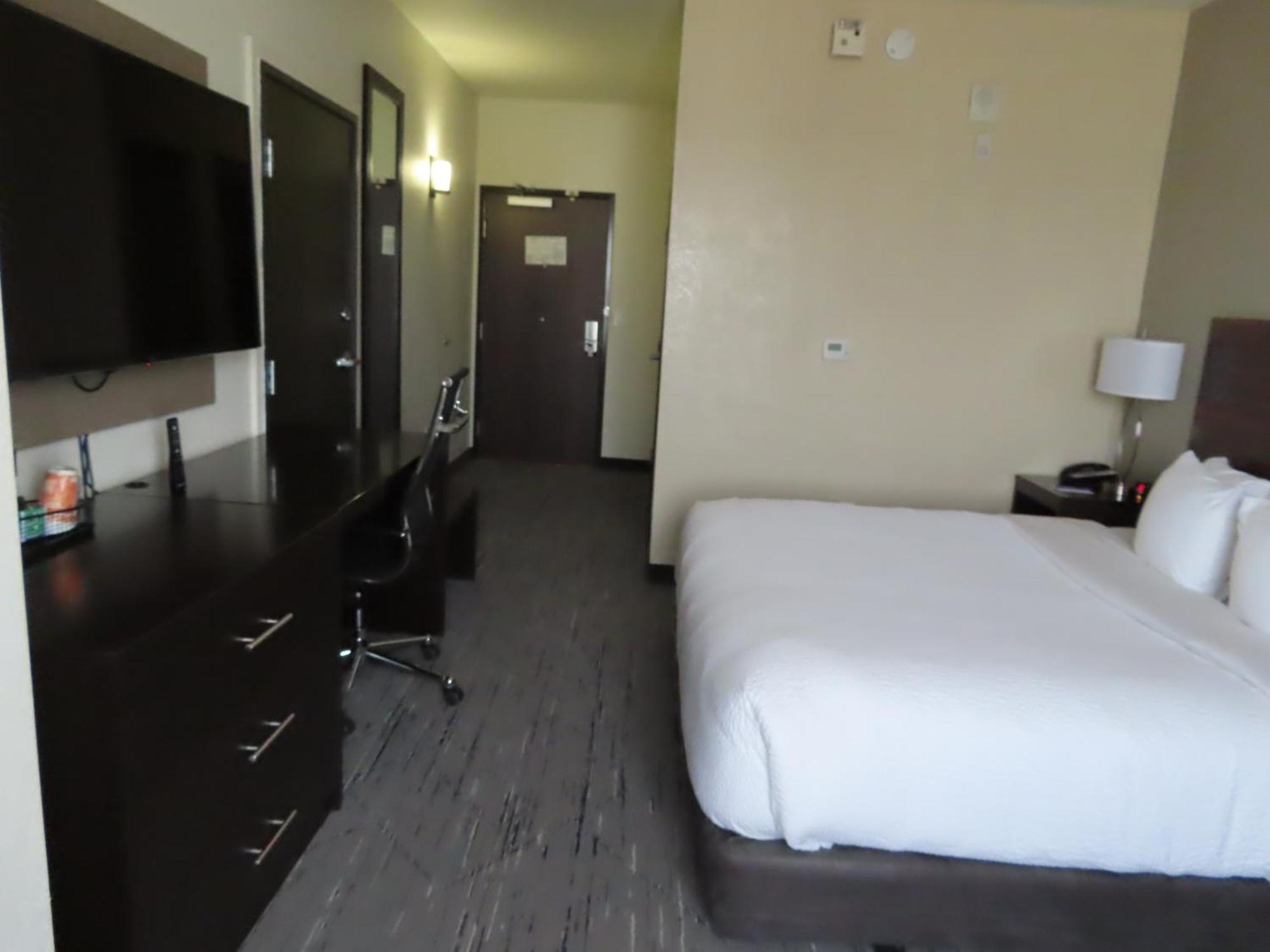 Sleep Inn & Suites Denver International Airport Bagian luar foto
